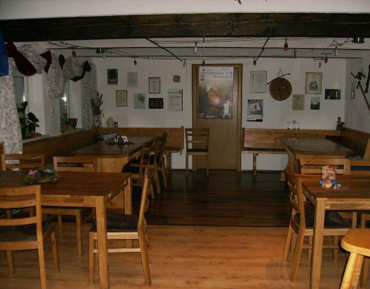 Weingut Zur Schlafmuetze Ξενοδοχείο Herrnbaumgarten Εξωτερικό φωτογραφία