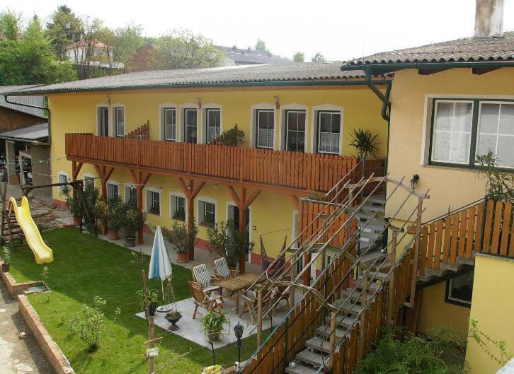 Weingut Zur Schlafmuetze Ξενοδοχείο Herrnbaumgarten Εξωτερικό φωτογραφία
